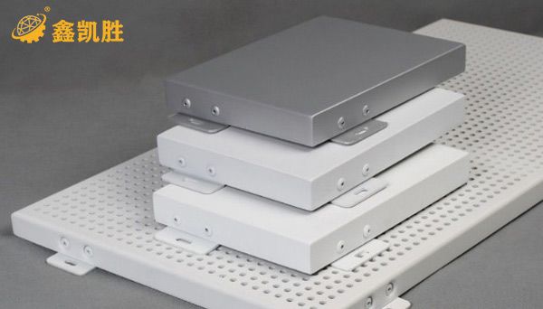 氟碳噴塗生產(chǎn)線(xiàn)的詳細介紹 氟碳(tàn)噴(pēn)塗生產線的詳細介紹