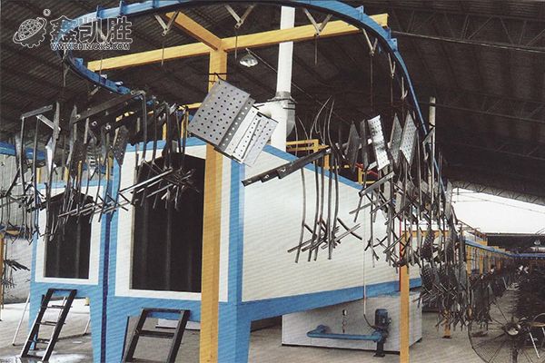 自（zì）動噴塗設備廠（chǎng）家_在深（shēn）圳的（de）別錯過!