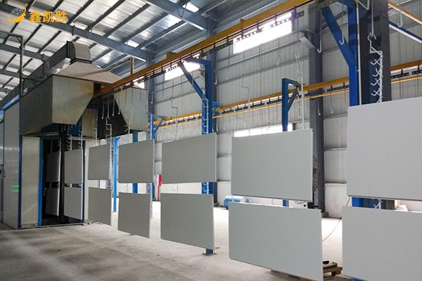 中纖板噴（pēn）粉設備